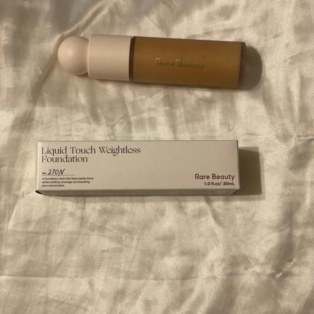 Rare Beauty liquid touch weightless foundation